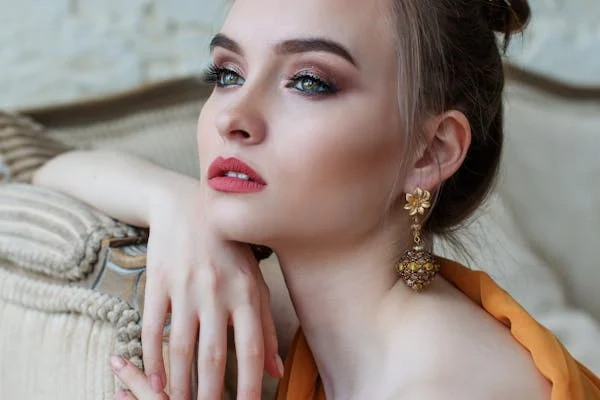 Choosing 14k Gold Earrings for Special Occasions