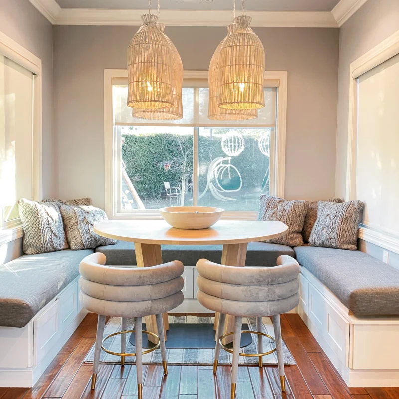 How Banquette Seating Makes Compact Spaces Feel Luxe